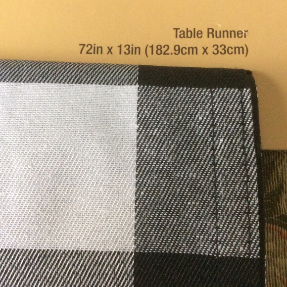 Table Runner - Picture 2 of 2